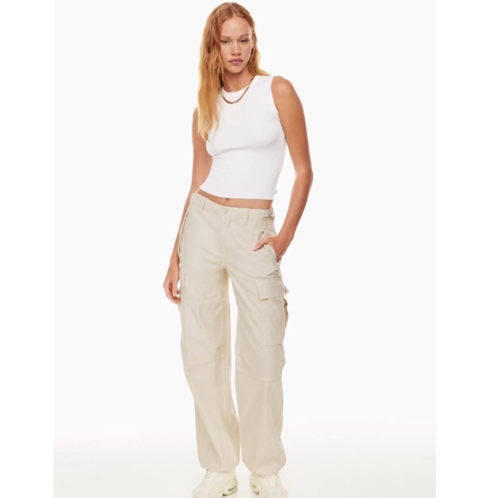ARITZIA TNA supply cargo ivory cream size 4